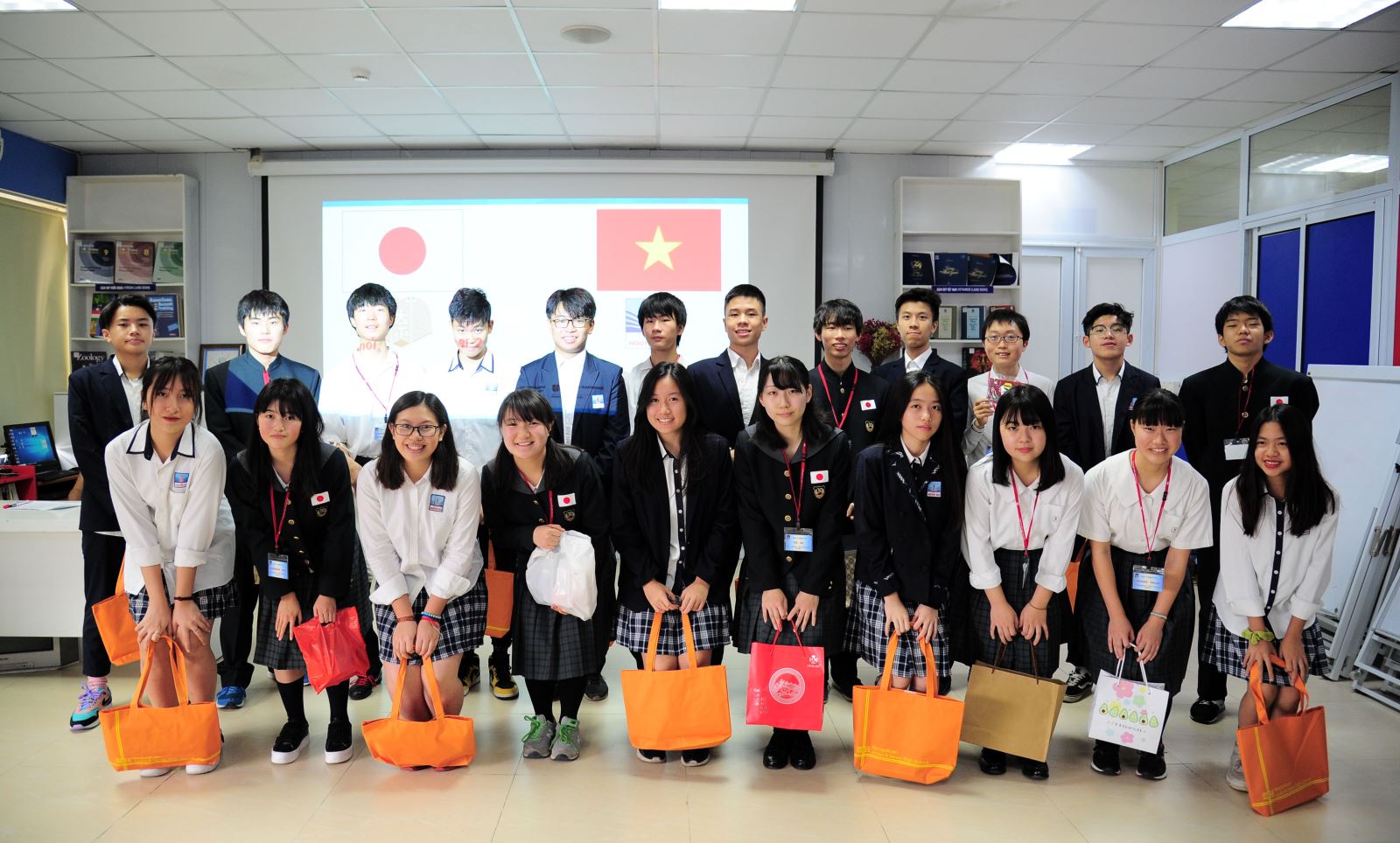 Naragakuen & Nguyen Sieu annual exchange program
