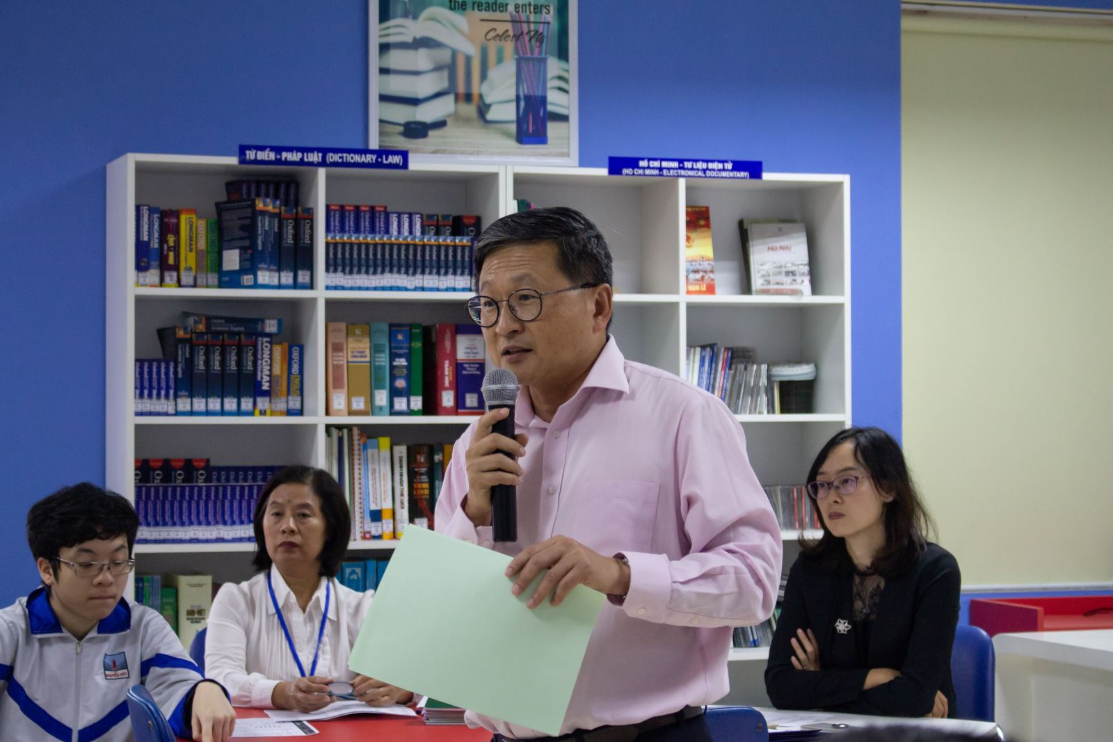 Macleans college's International Student Manager met students and their families